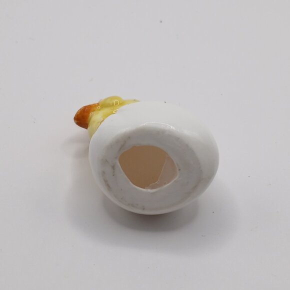 Bug House Hatching Duckling figurine - Picture 5 of 7